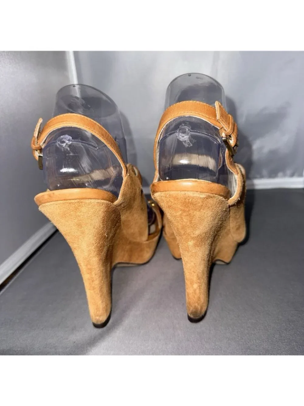 Michael Kors Suede Wedge Sandals with Gold Chain Detail Size 8.5